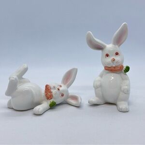 Set of 2 Fitz & Floyd Tumbling White Bunnies With Carrots Figurines 1978 **READ*